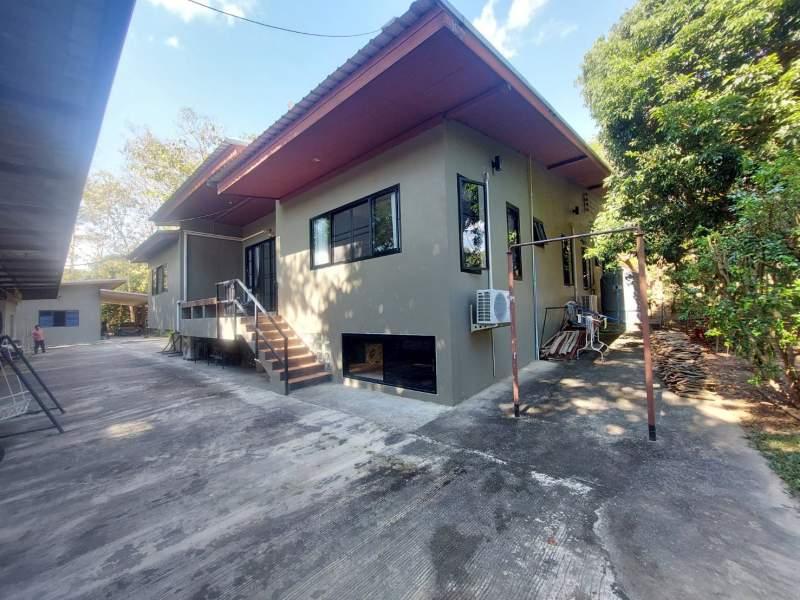 Two Houses for Sale on a 1-Rai Property in Chiangrai City - 2 HOUSES inn Chiangrai city