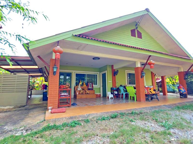 Unique 2-House Property Near Chiang Rai City Center – Ideal for Development - 3 houses for sell in chiangrai