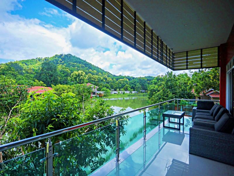 Luxury Modern Villa with Private Cellar in Rob Wiang, Chiang Rai - Luxury house in Chiangrai City