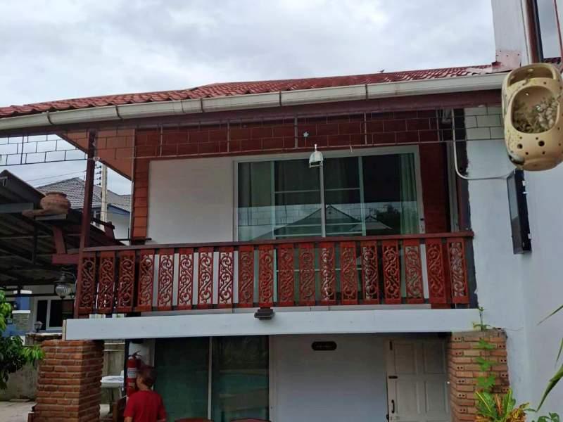Charming Property with Private Pool Near Chiang Rai Beach – Ideal for Family or Airbnb Business - 3 houses in Chiangrai Beach